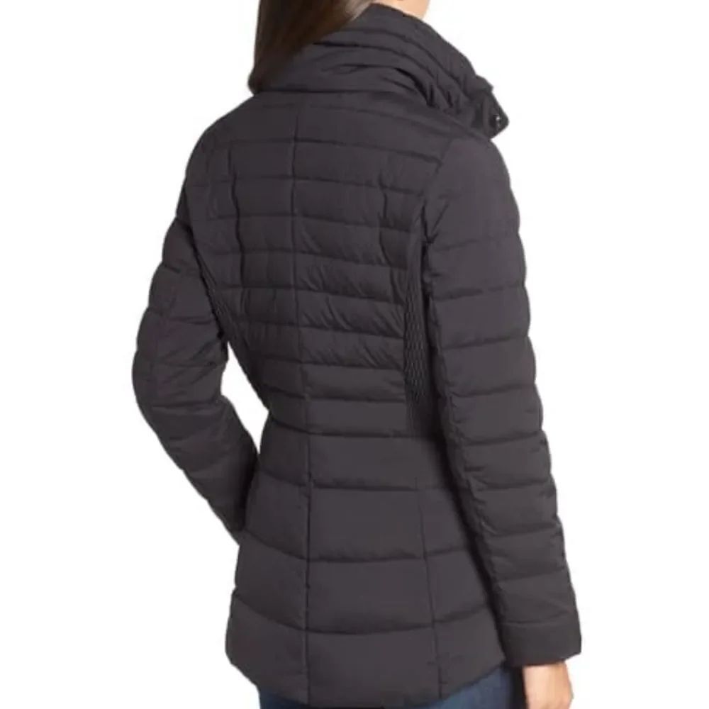 Bernado MicroTouch WaterResistant Quilted Jacket - Picture 3 of 15